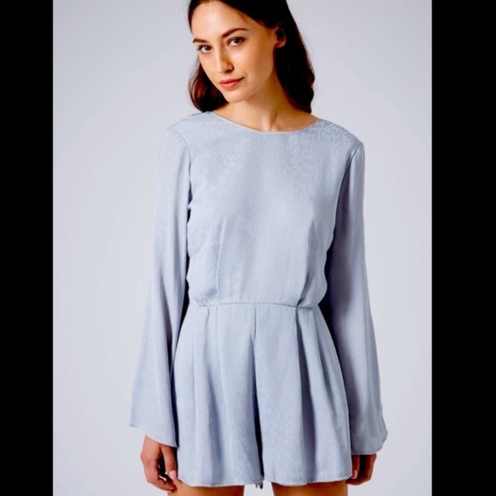 Topshop Satin Animal Playsuit/Romper w/long sleeves and scooped neckline Size 4 - Picture 1 of 13